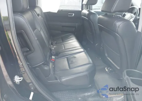 2013 Honda Pilot Touring z USA, uszkodzony, nr VIN 5FNYF3H93DB031630